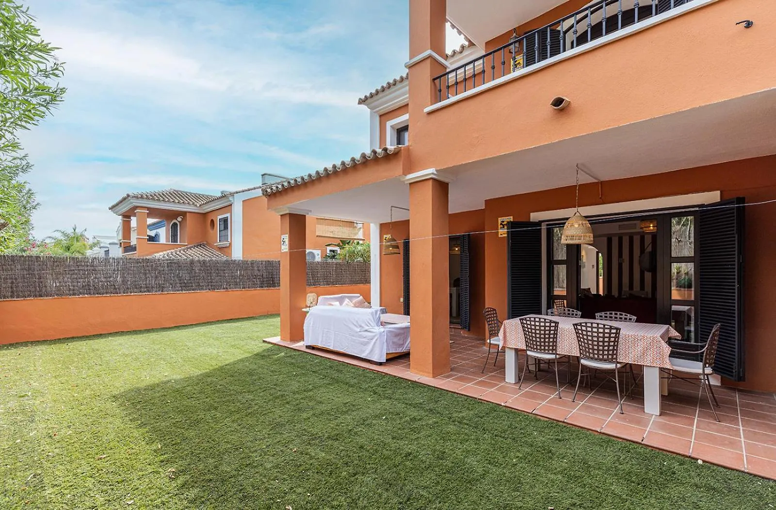度假居 Casa Villas & Golf Guadalmina Alta 马尔韦利亚 西班牙